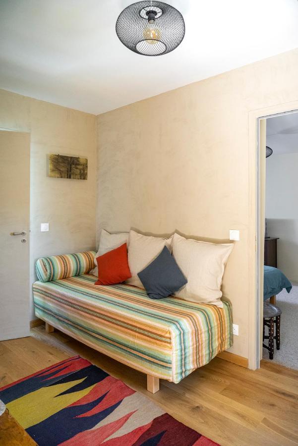 Chambre D'Hotes Chez Artiste Verrier, La Perriere - Perche Luaran gambar