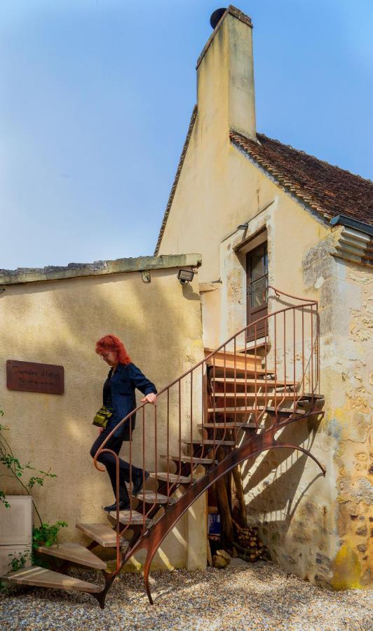Chambre D'Hotes Chez Artiste Verrier, La Perriere - Perche Luaran gambar