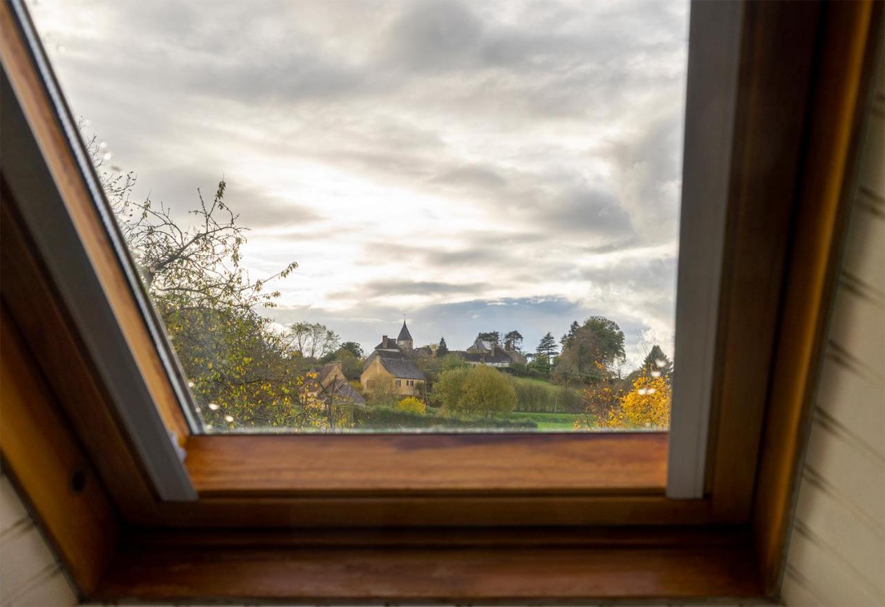 Chambre D'Hotes Chez Artiste Verrier, La Perriere - Perche Luaran gambar